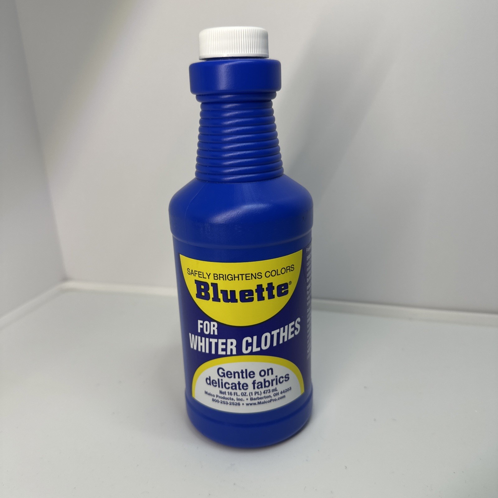 Bluette Concentrated Liquid Laundry Detergent Whitener / Two 16 oz Bottles