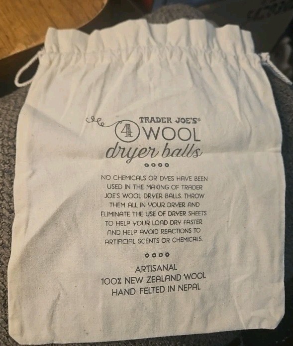 Trader Joe’s Wool Dryer Balls 100% New Zealand Wool Unscented BAG ONLY!!!!!!
