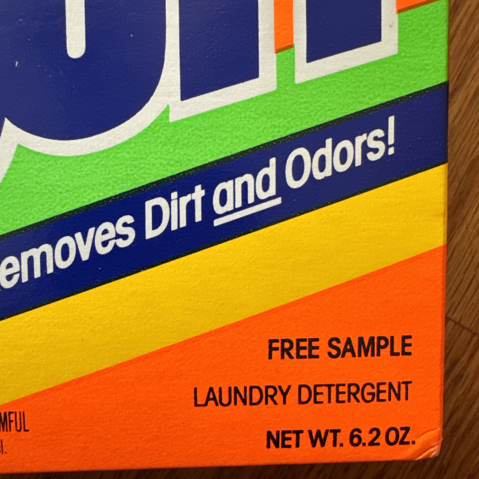 Surf by Lever Powder Laundry Detergent 6.2 oz Travel Size Vintage NOS 1980s Prop