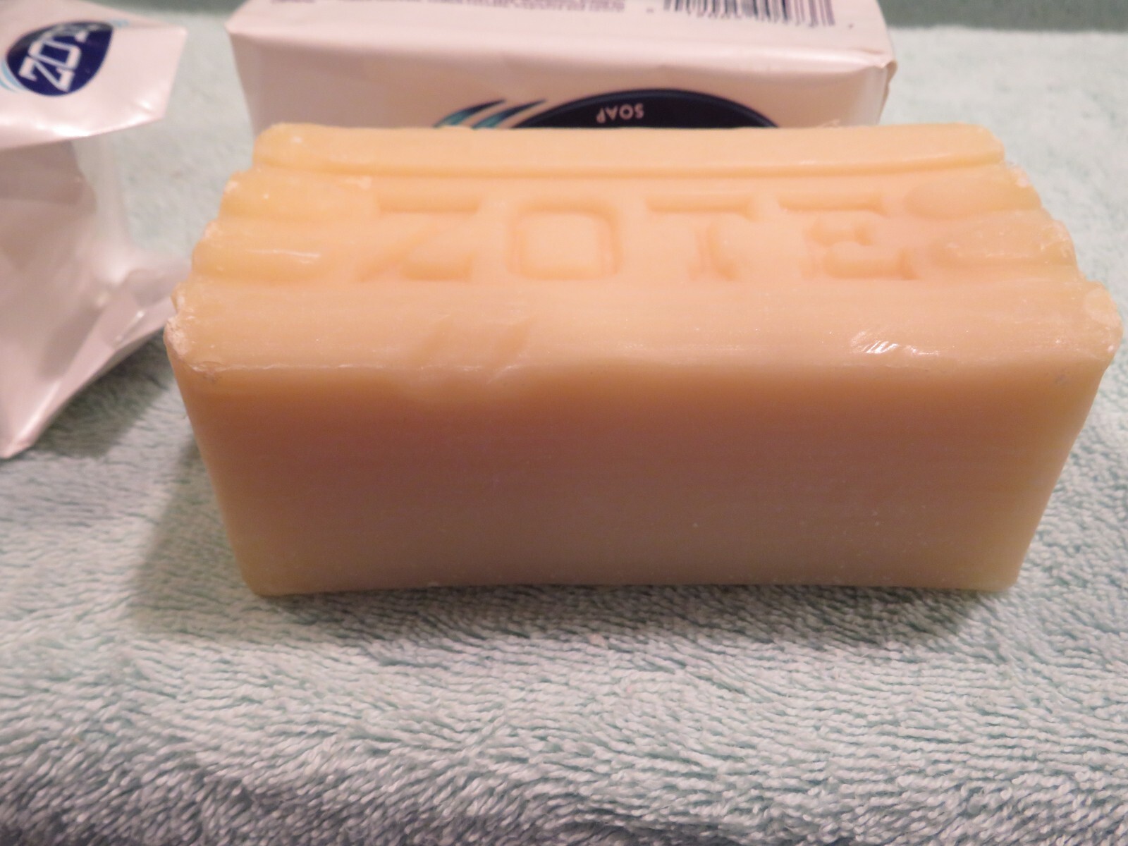 Lot of 2 UNUSED – WHITE ZOTE Laundry Bar Soap 14.1 OZ 400g EACH