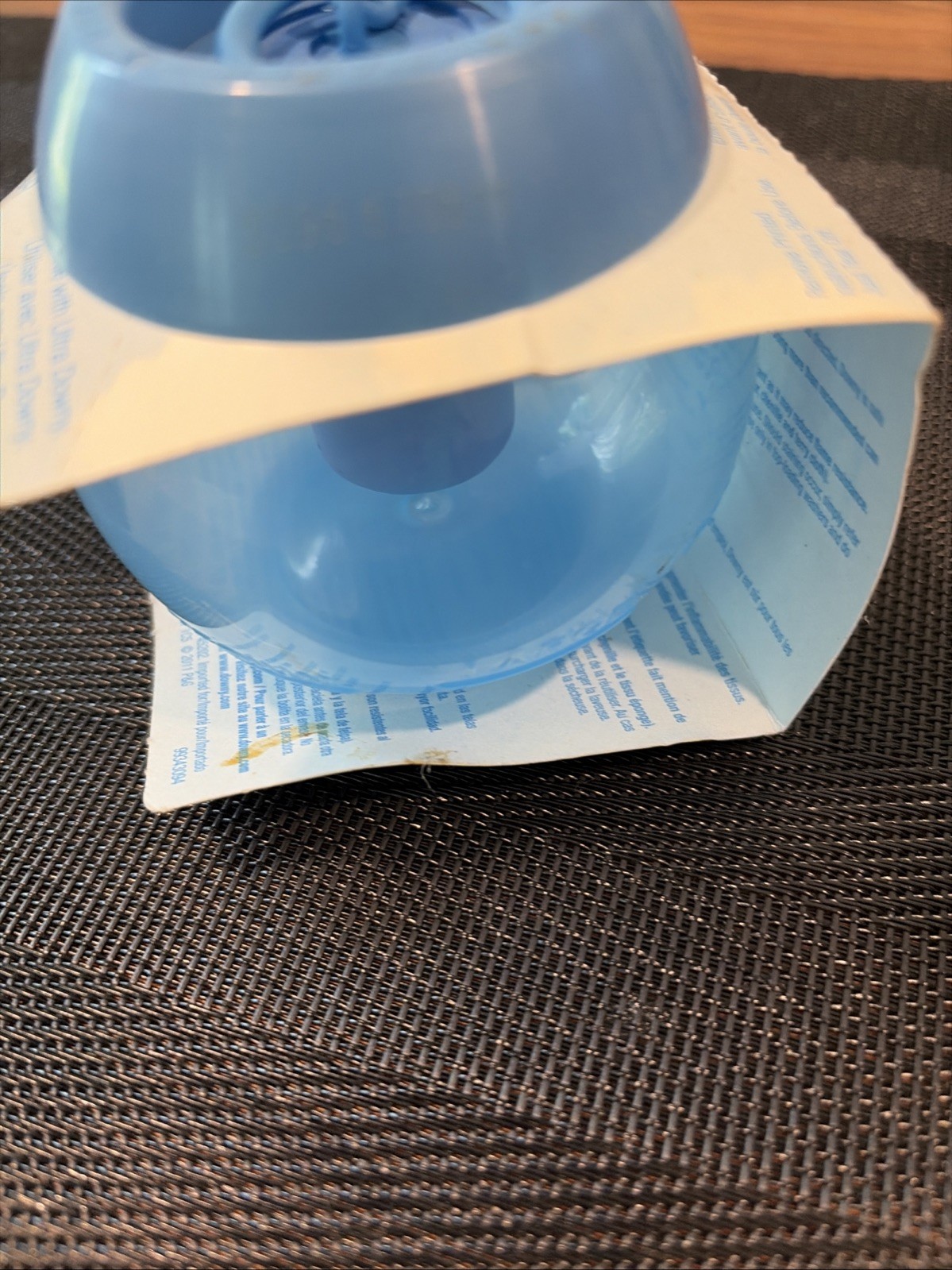 Ultra Downy Ball Fabric Softener Dispenser NOS 2011