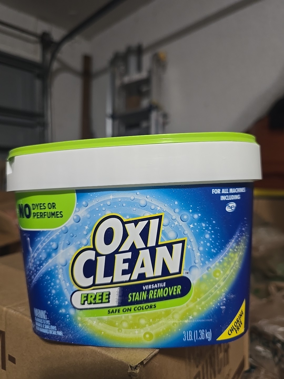 OxiClean Versatile Stain Remover Powder Free, Laundry Remover, 3 Lbs