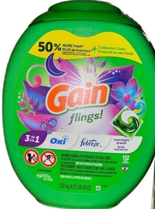 Gain Flings! 3-in-1 Oxi Febreze Moonlight Breeze Laundry Detergent Pacs 102 Ct