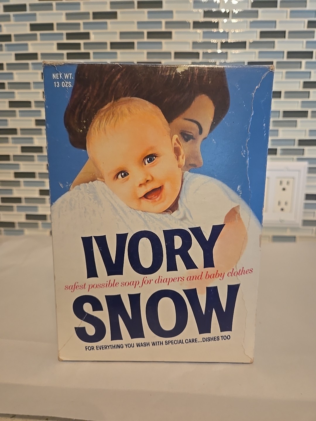 VTG 1968 Ivory Snow Detergent 13 Oz Unopened Box New & Sealed