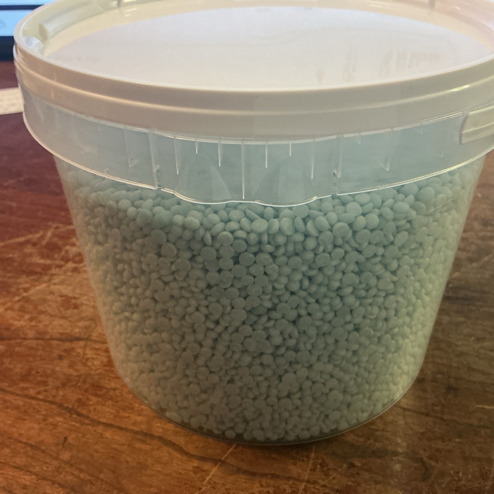 Scent Beads Aqua Color=Ocean Breeze Scent 5lb Bucket (new)