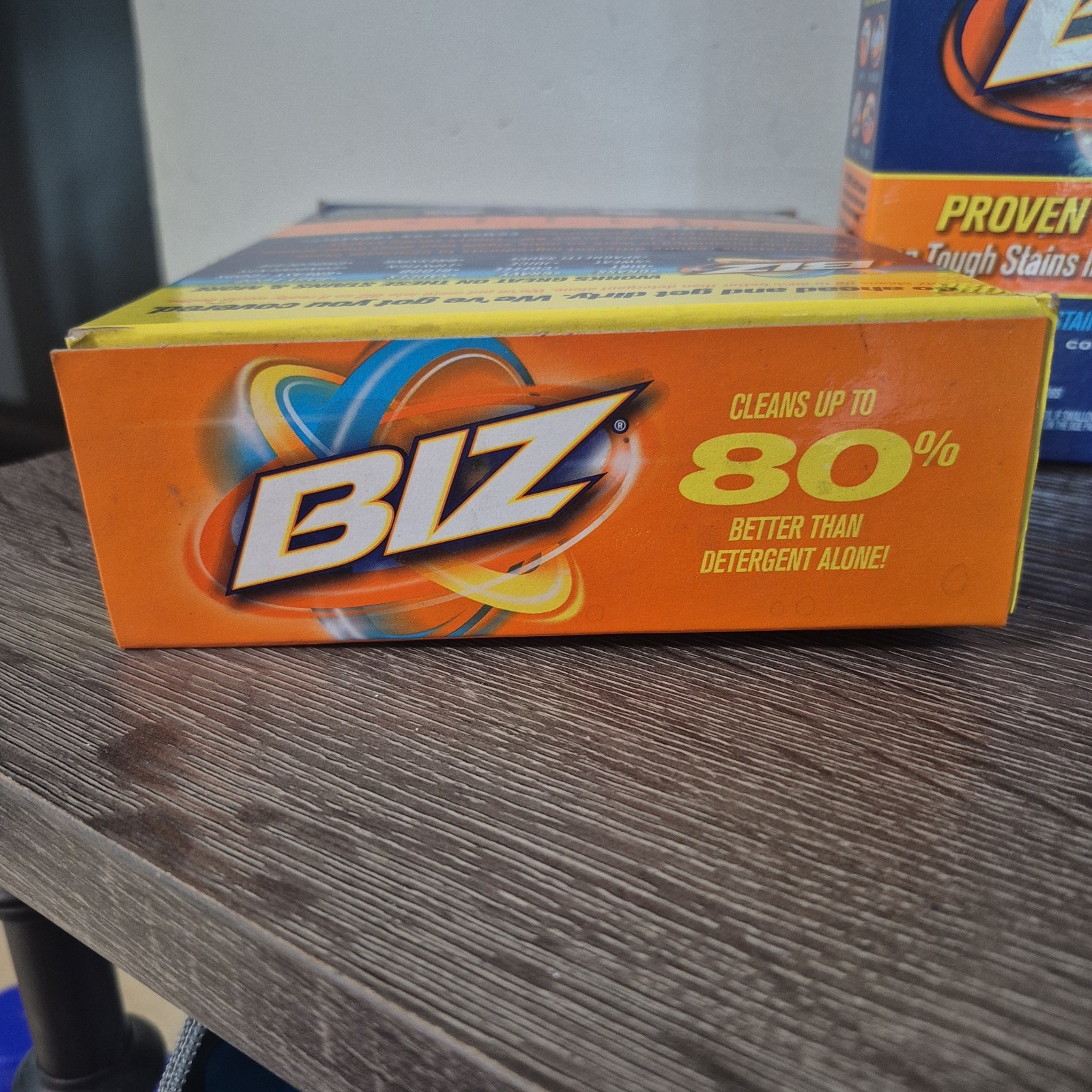BIZ 37.5 oz Powder Laundry Detergent
