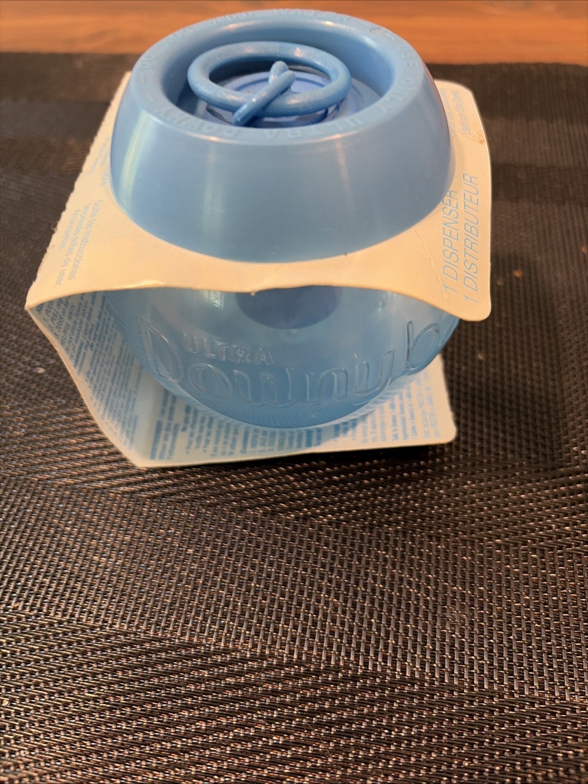 Ultra Downy Ball Fabric Softener Dispenser NOS 2011