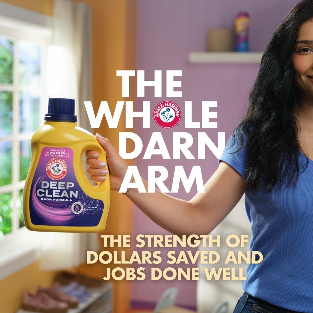 Plus OxiClean Max Force Deep Clean Stain Liquid Laundry Detergent, Sparkling