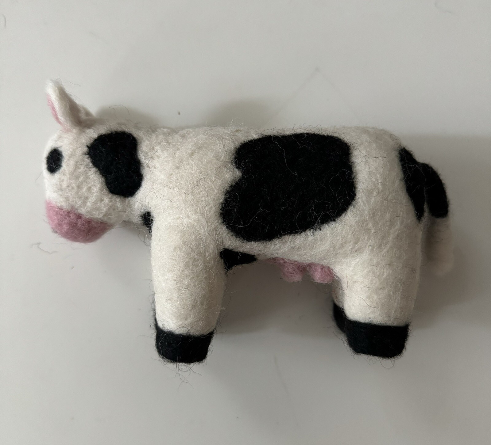 Needle Felt Dryer Balls Kids Toy New Zealand Wool Natural Handmade Cow 6” -1 Cow