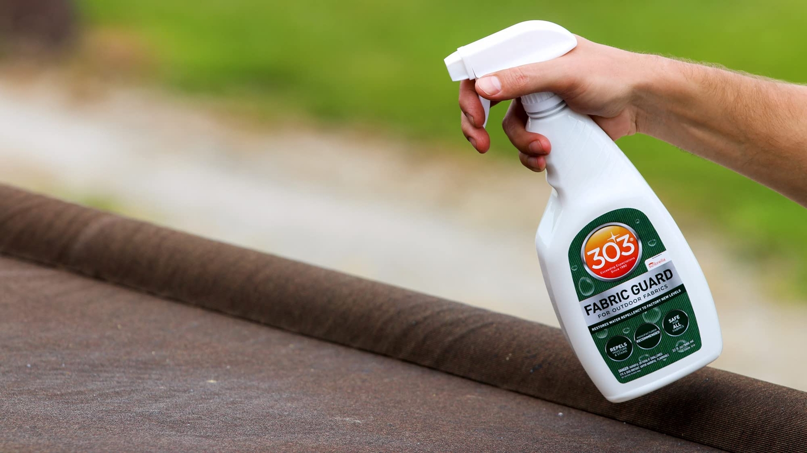 Laundry Detergent 16 Fl Oz Restores Water Repellency for Outdoor Fabrics