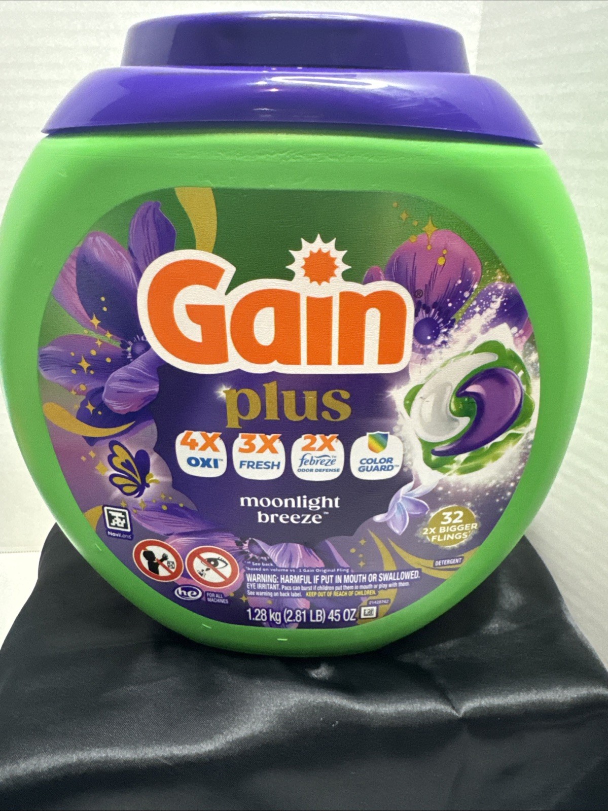 Gain Moonlight Breeze Super Flings Plus Laundry Detergents – 32 ct NIB