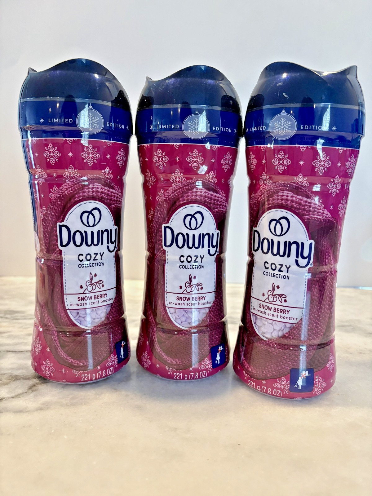 DOWNY COZY COLLECTION- PACK OF 3 Laundry Scent Booster SNOW BERRY 7.8oz