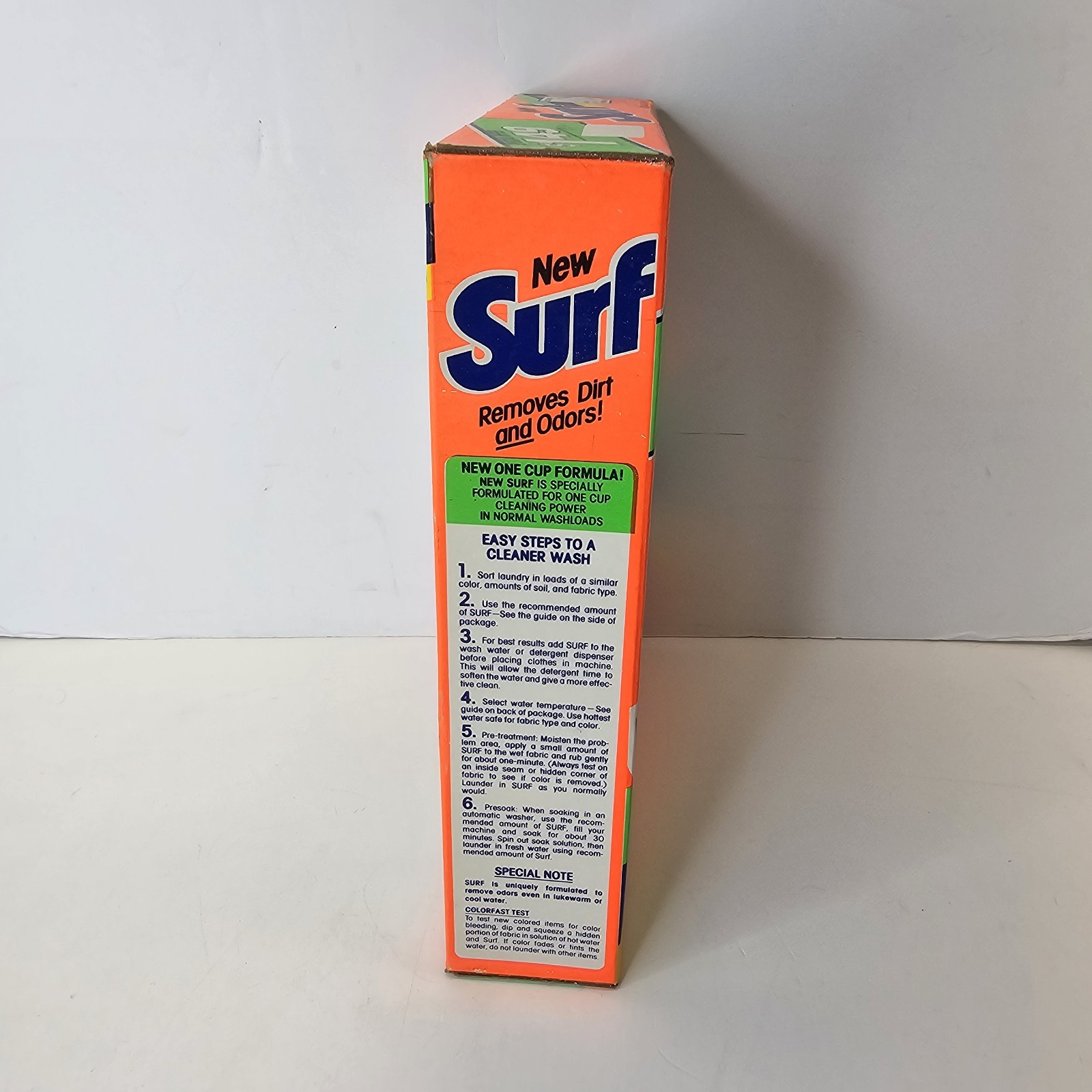SURF Laundry Detergent Powder Soap Giant Size 42oz Sealed Vintage 1990’s