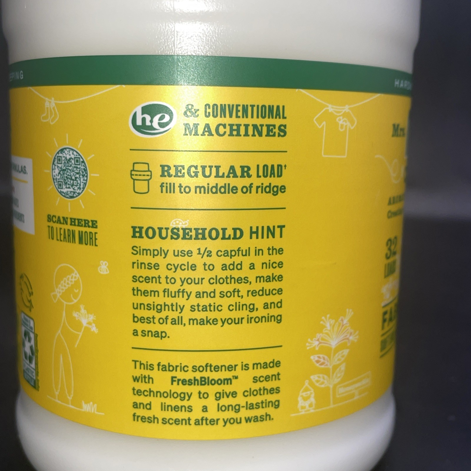 MRS. MEYER’S CLEAN DAY Liquid fabric softener, softens fabric, reduces static