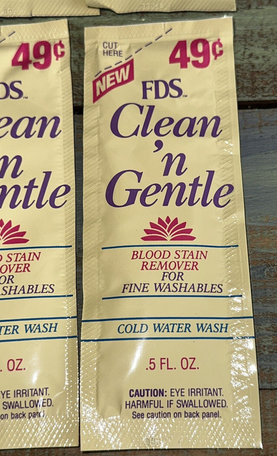 FDS Clean ‘n Gentle Blood Stain Remover Wash for Fine Laundry Lingerie 10 Packs