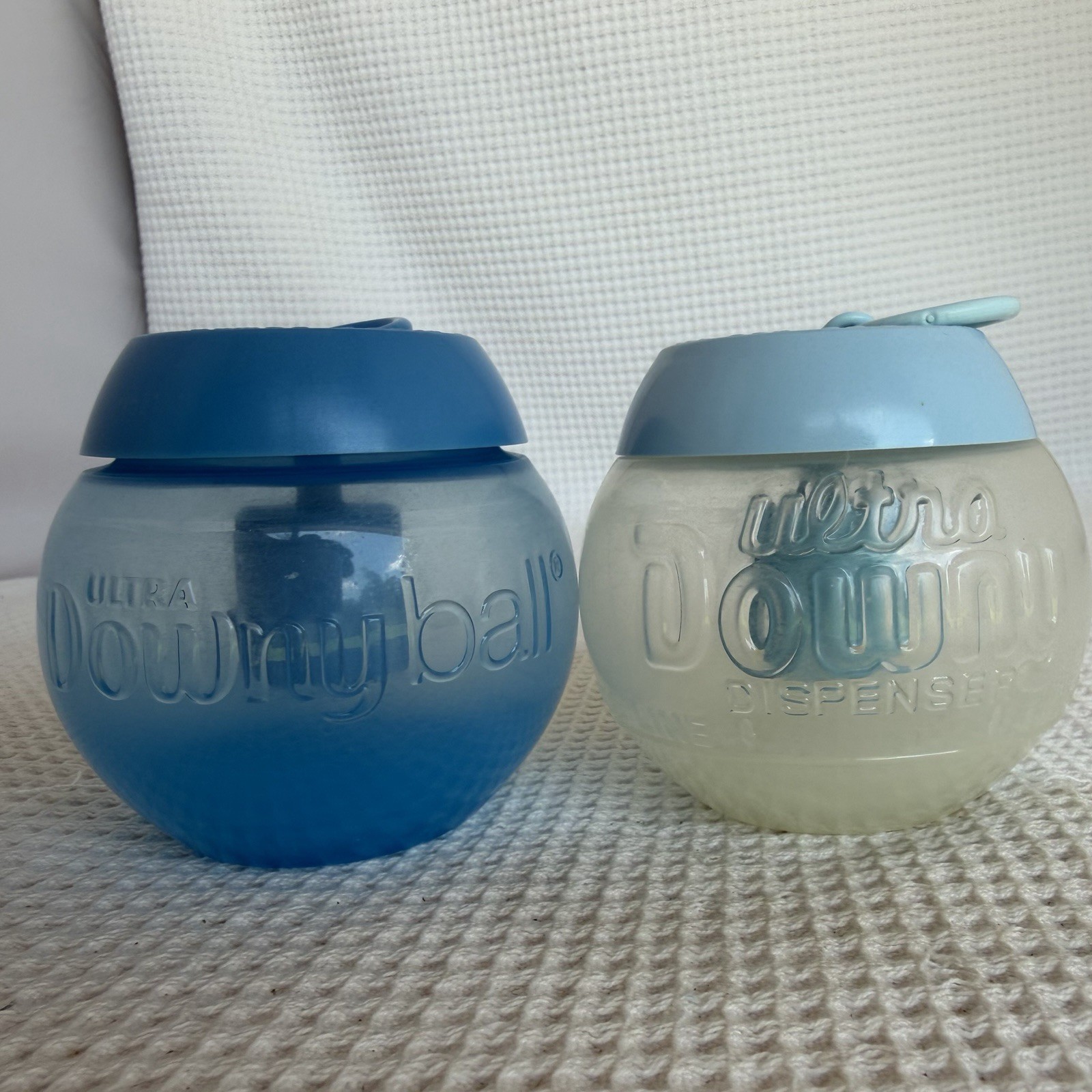 2 Vintage Ultra Downy Ball Fabric Softener Dispenser Set of 2