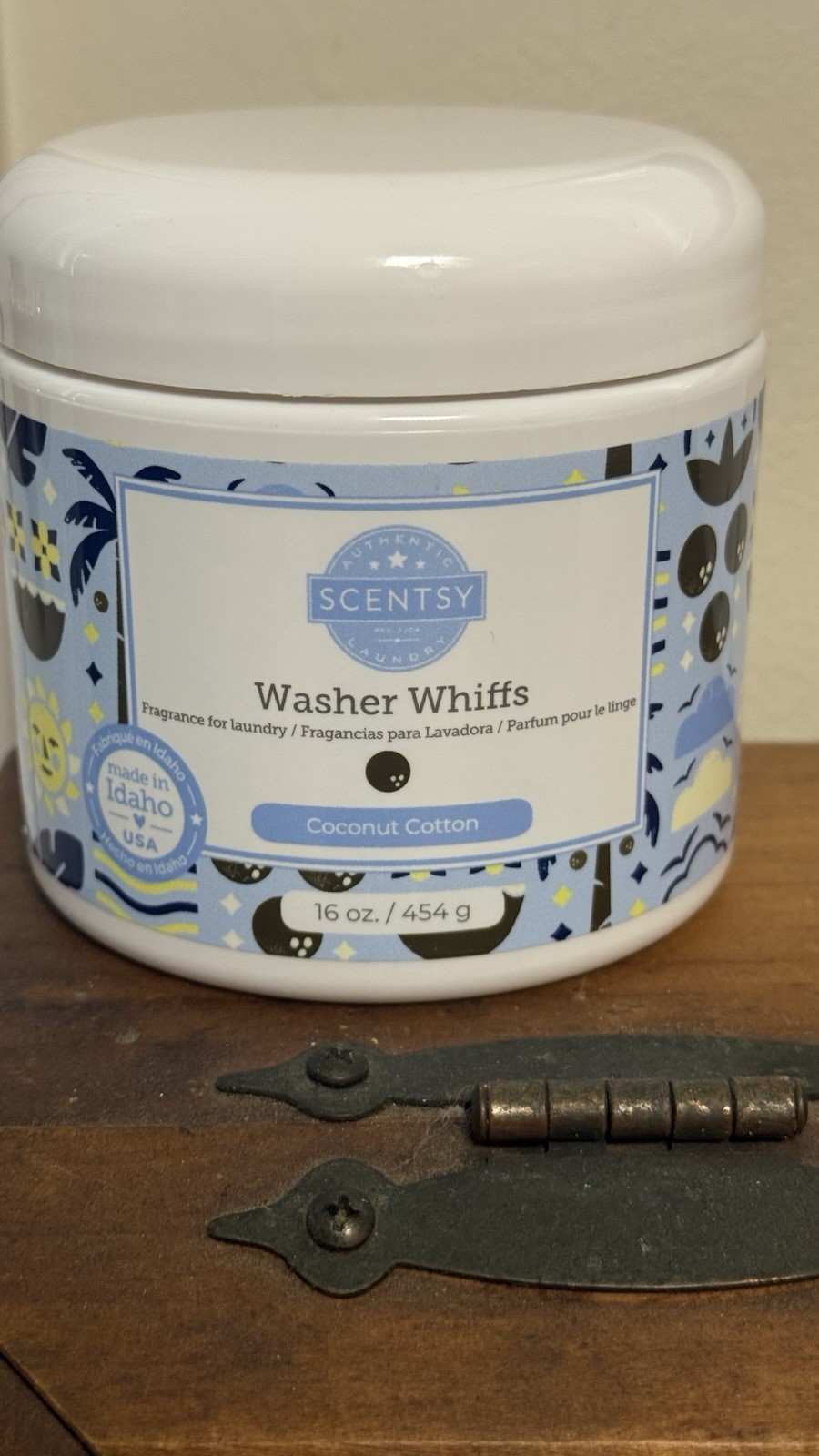 Scentsy Washer Whiffs Coconut Cotton — 16 oz NEW