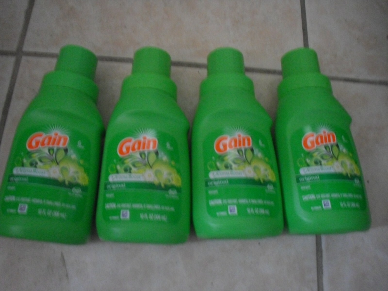 4 X 10 FL oz Gain Original Aroma Boost Laundry Detergent Travel Size