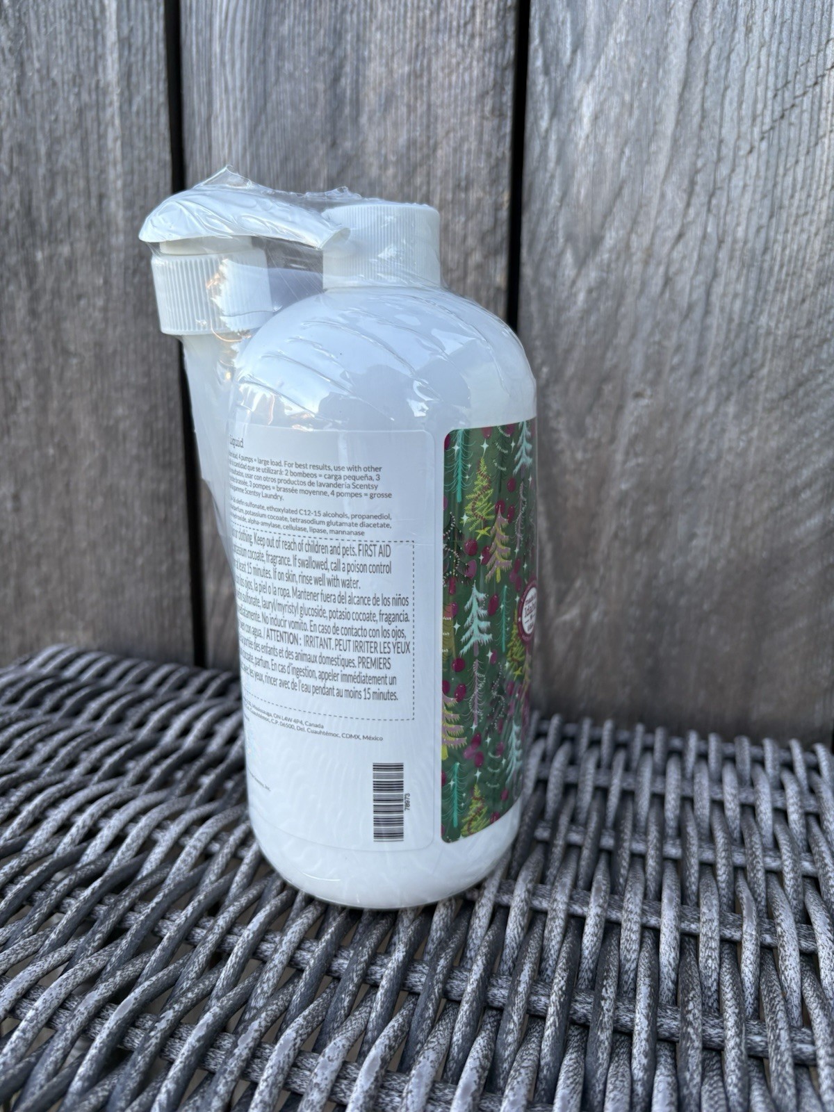 New Scentsy Laundry Liquid Cranberry & Tinsel 20 Fl Oz / 591 ml W Pump