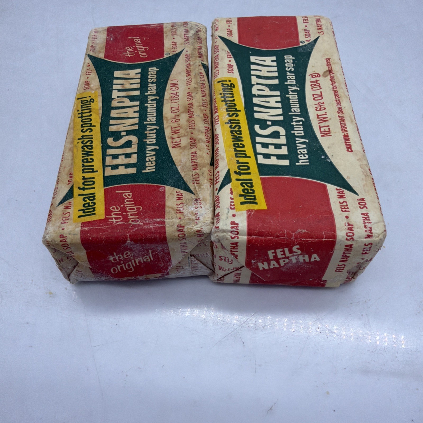 2x Vintage FELS-NAPTHA Heavy Duty Laundry Soap Bars 6.5 OZ READ