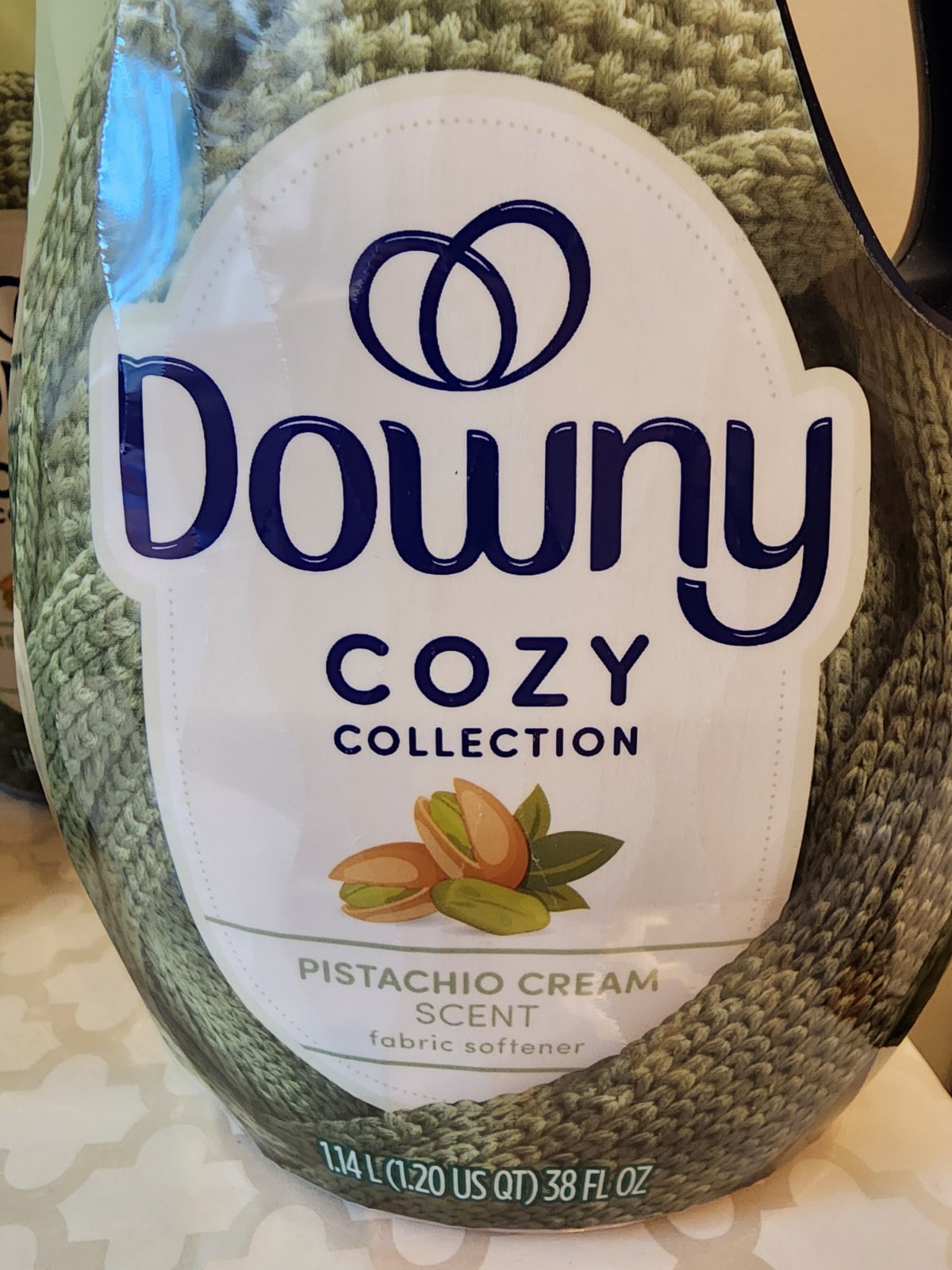Lot: 3 Downy Pistachio Cream Cozy Collection Fabric Softener 38 oz 57 Loads NEW