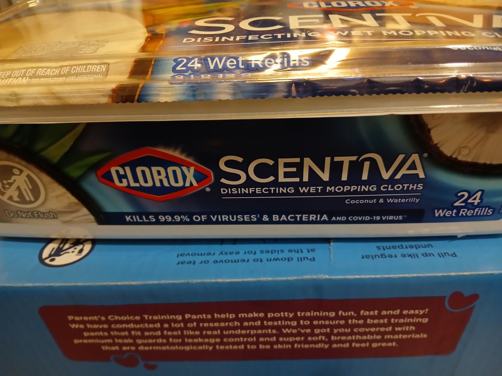 24 Clorox Scentiva Disinfecting Wet Mopping Cloths in the Coconut & Waterlily