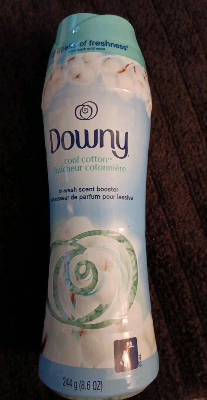 New Downy Cool Cotton In Wash Scent Boosters 8.6 Oz (K57)