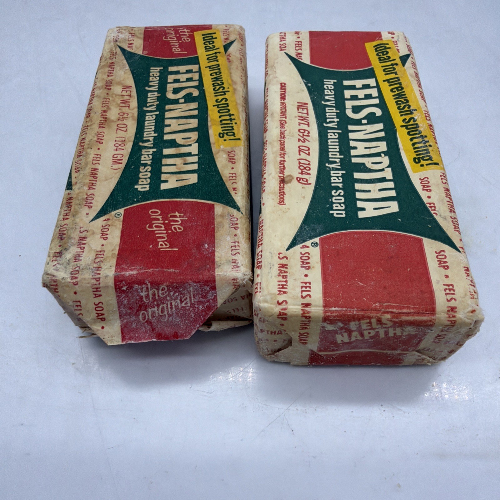 2x Vintage FELS-NAPTHA Heavy Duty Laundry Soap Bars 6.5 OZ READ