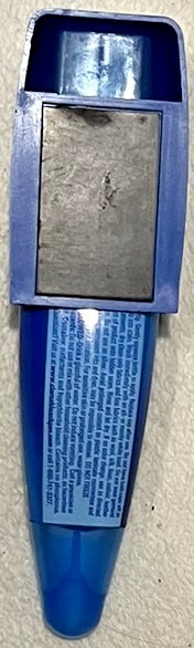 Clorox Bleach Pen Dual Tipped 2 Oz + Magnetic Holder NOS Discontinued 2002 Blue