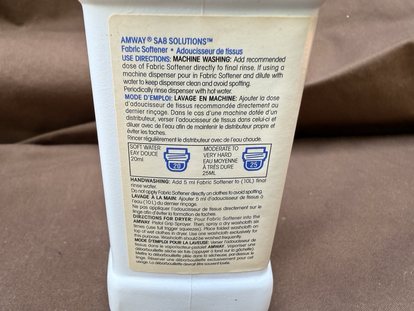 NOS 1999 Amway SA8 Solutions Concentrated Fabric Softener 8.4 oz. Movie Prop HTF