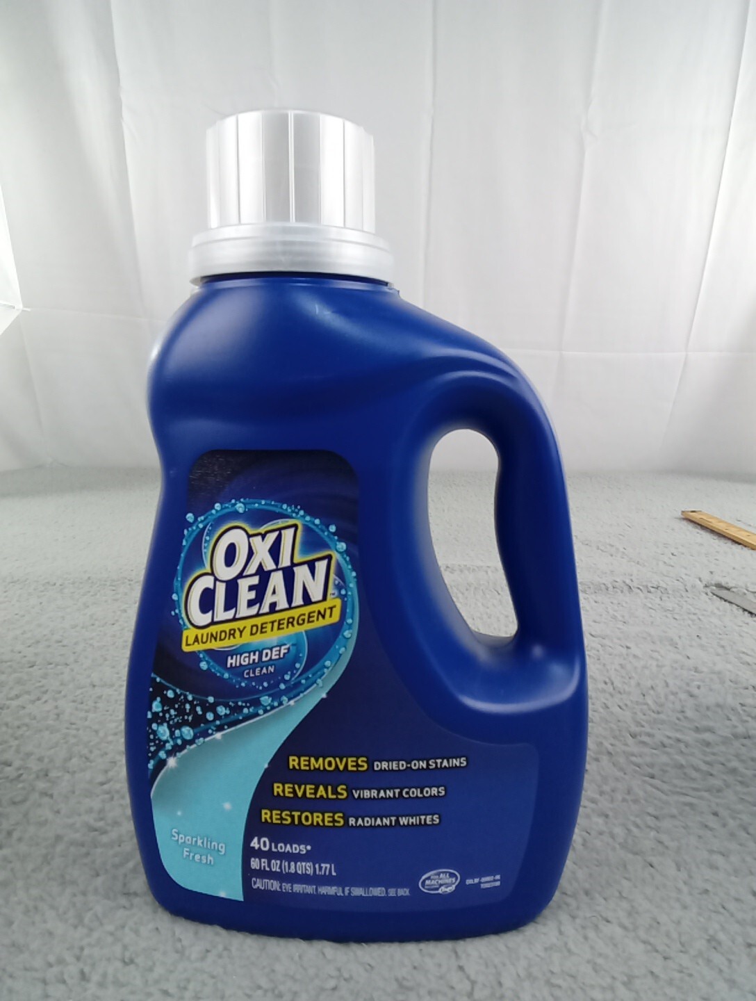 1x OxiClean High Def Sparkling Fresh Liquid Laundry Detergent, 60 oz 40 Loads.
