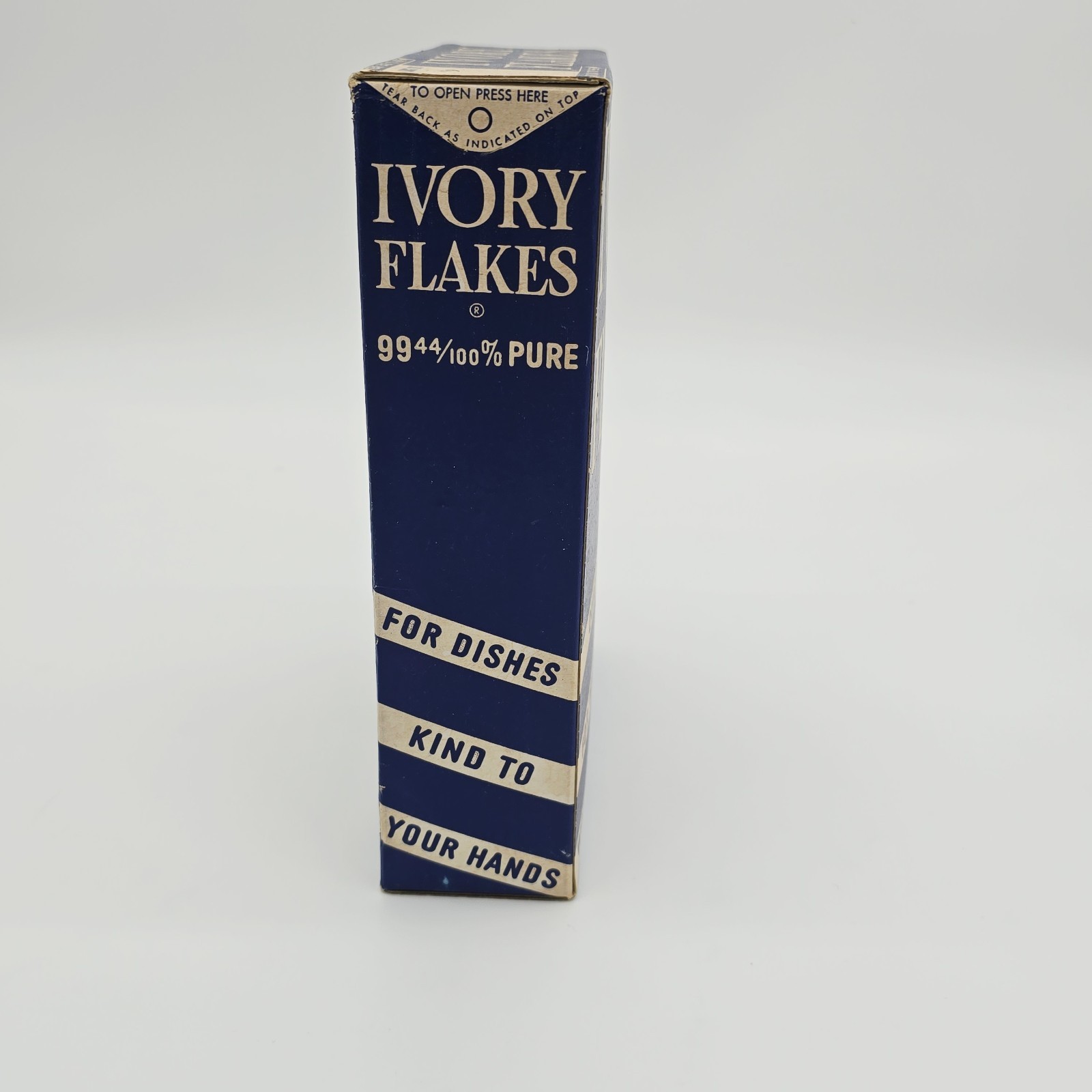 Vintage Ivory Snow Flakes Box Unopened Sealed Large Size Procter & Gamble Ad